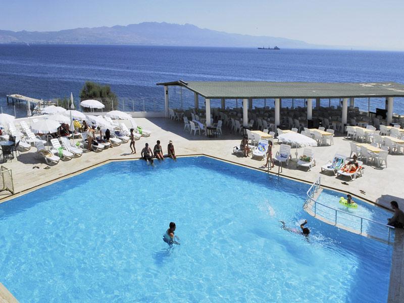 Chronos Beach Akyarlar تورغوتْريس المظهر الخارجي الصورة